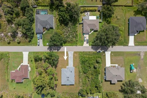 Casa en venta en Port Charlotte, Florida, 3 dormitorios, 149.76 m2 № 1886064 - foto 17