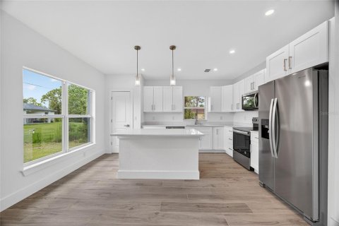 Casa en venta en Port Charlotte, Florida, 3 dormitorios, 149.76 m2 № 1886064 - foto 5