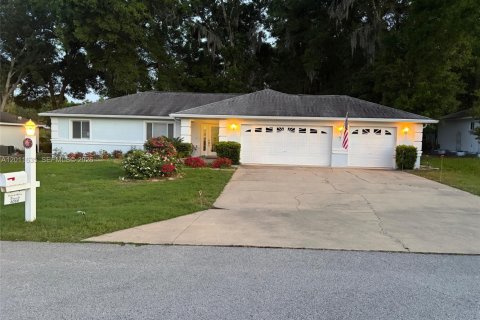 Villa ou maison à Ocala, Floride 3 chambres № 2074895