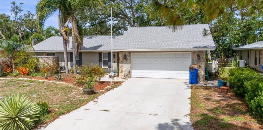 Casa en Bradenton, Florida 2 dormitorios, 127.83 m2 № 1774823