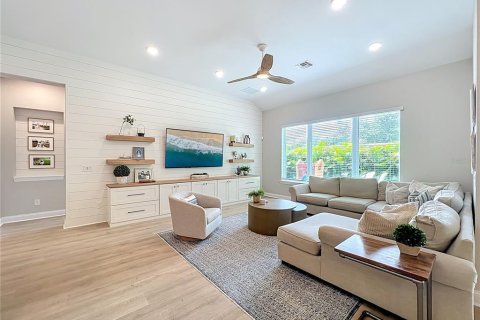 Villa ou maison à vendre à Orlando, Floride: 4 chambres, 309.64 m2 № 1884054 - photo 13