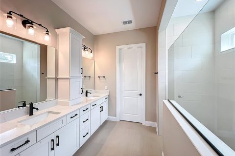 Villa ou maison à vendre à Orlando, Floride: 4 chambres, 309.64 m2 № 1884054 - photo 21