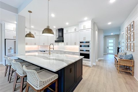 Villa ou maison à vendre à Orlando, Floride: 4 chambres, 309.64 m2 № 1884054 - photo 7