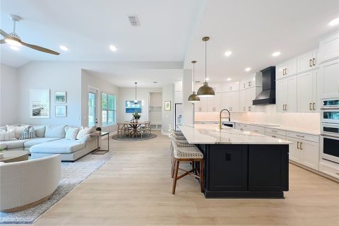 Villa ou maison à vendre à Orlando, Floride: 4 chambres, 309.64 m2 № 1884054 - photo 19