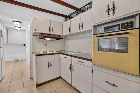 Villa ou maison à vendre à Lake Panasoffkee, Floride: 3 chambres, 141.58 m2 № 2133830 - photo 12