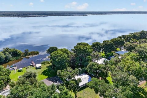 Villa ou maison à vendre à Lake Panasoffkee, Floride: 3 chambres, 141.58 m2 № 2133830 - photo 6