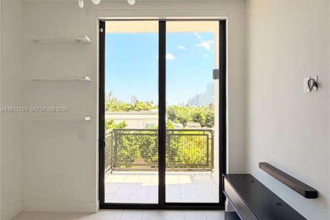 Condominio en alquiler en Miami Beach, Florida, 1 dormitorio, 68.56 m2 № 2008945 - foto 30