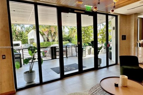 Condominio en alquiler en Miami Beach, Florida, 1 dormitorio, 68.56 m2 № 2008945 - foto 6