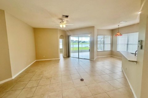 Casa en venta en Summerfield, Florida, 2 dormitorios, 141.12 m2 № 2387592 - foto 5