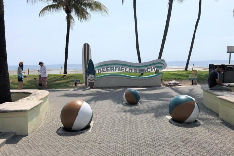 Apartment in Deerfield Beach, Florida 1 bedroom, 63.17 sq.m. № 2418125 - photo 11