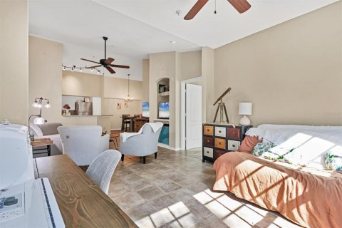 Copropriété à vendre à Sarasota, Floride: 1 chambre, 88.16 m2 № 1912006 - photo 21