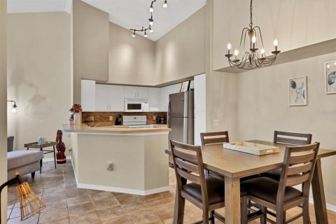 Copropriété à vendre à Sarasota, Floride: 1 chambre, 88.16 m2 № 1912006 - photo 7