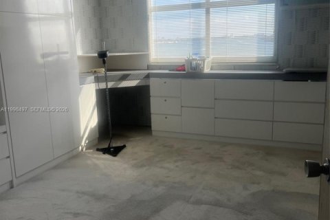 Купить кондоминиум в Санни-Айлс-Бич, Флорида 3 спальни, 145.86м2, № 2064867 - фото 11