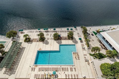 Купить кондоминиум в Санни-Айлс-Бич, Флорида 3 спальни, 145.86м2, № 2064867 - фото 18