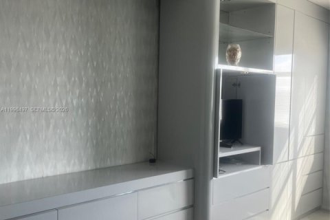 Купить кондоминиум в Санни-Айлс-Бич, Флорида 3 спальни, 145.86м2, № 2064867 - фото 14