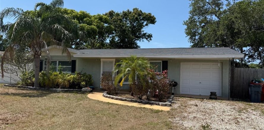 Casa en Seminole, Florida 2 dormitorios, 87.7 m2 № 1674039