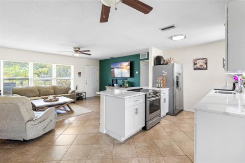 Casa en venta en Seminole, Florida, 2 dormitorios, 87.7 m2 № 1674039 - foto 9