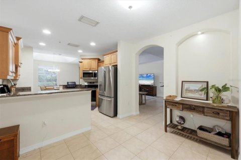 Condo in Sarasota, Florida, 3 bedrooms  № 2302507 - photo 13