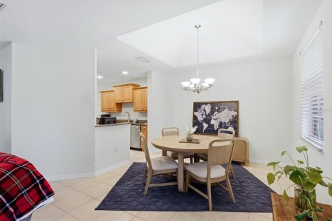 Condo in Sarasota, Florida, 3 bedrooms  № 2302507 - photo 8