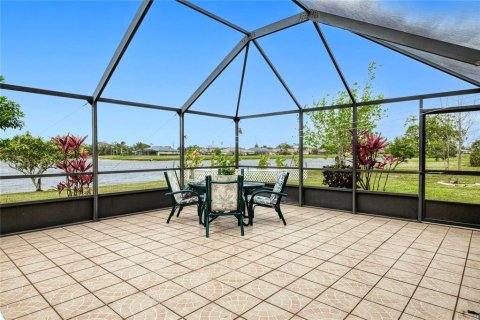 Villa ou maison à vendre à Punta Gorda, Floride: 3 chambres, 212.47 m2 № 1550872 - photo 11