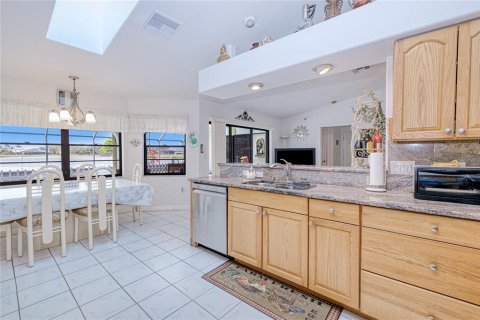 Villa ou maison à vendre à Punta Gorda, Floride: 3 chambres, 212.47 m2 № 1550872 - photo 22