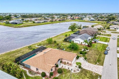 Villa ou maison à vendre à Punta Gorda, Floride: 3 chambres, 212.47 m2 № 1550872 - photo 5