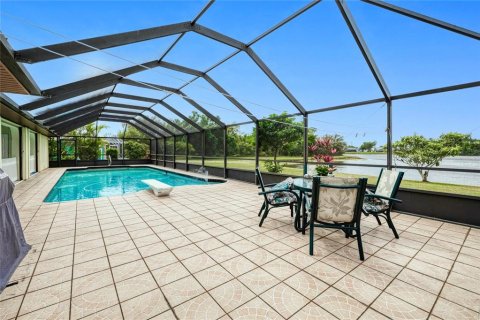 Villa ou maison à vendre à Punta Gorda, Floride: 3 chambres, 212.47 m2 № 1550872 - photo 10
