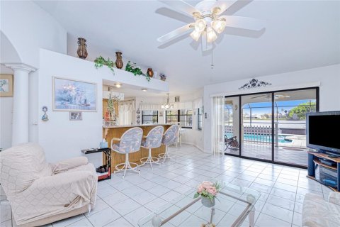 Villa ou maison à vendre à Punta Gorda, Floride: 3 chambres, 212.47 m2 № 1550872 - photo 26