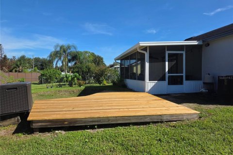 House in Lakeland, Florida 3 bedrooms, 95.88 sq.m. № 2195804 - photo 14