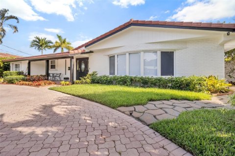 House in Fort Lauderdale, Florida 4 bedrooms, 194.91 sq.m. № 1942126 - photo 8