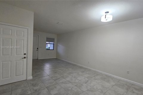 Townhouse in Miami, Florida 3 bedrooms, 158.03 sq.m. № 2033782 - photo 22