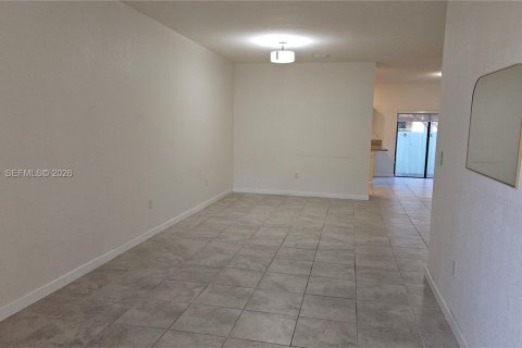 Townhouse in Miami, Florida 3 bedrooms, 158.03 sq.m. № 2033782 - photo 4