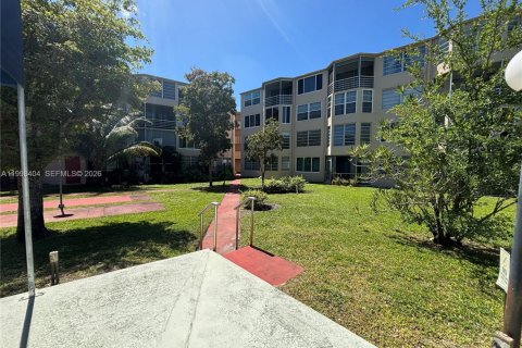 Copropriété à louer à Miami, Floride: 1 chambre, 83.43 m2 № 2060688 - photo 8