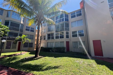 Condo à Miami, Floride, 1 chambre  № 2060688