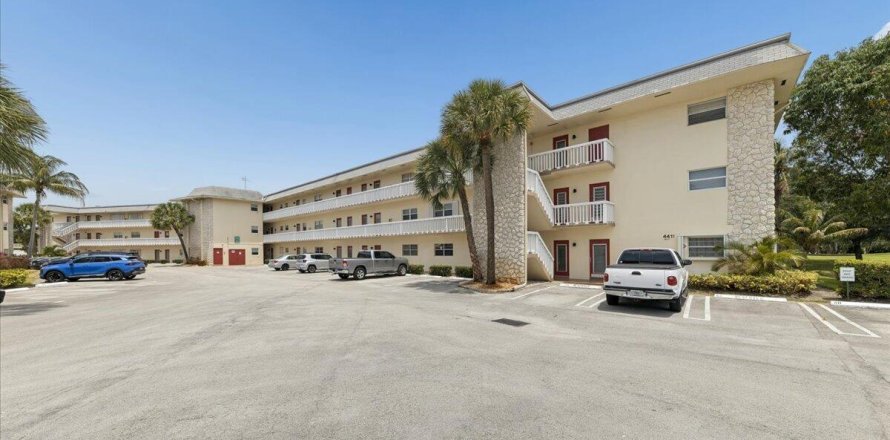 Condo à Lauderhill, Floride, 1 chambre  № 2087851