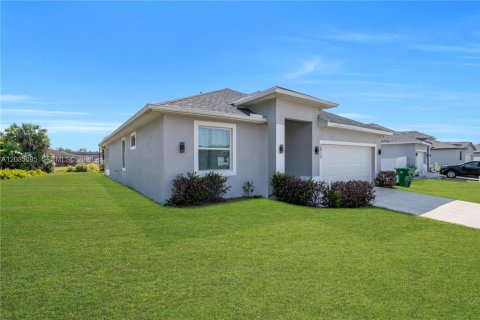 Villa ou maison à vendre à LaBelle, Floride: 3 chambres, 139.63 m2 № 2186342 - photo 7