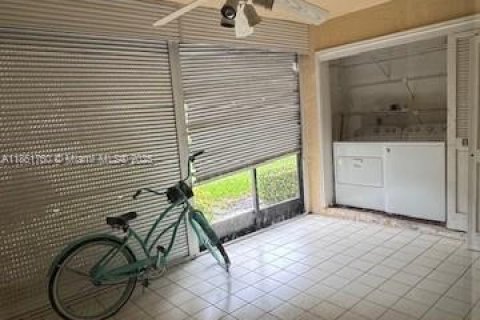 Купить кондоминиум в Коконат Крик, Флорида 3 спальни, 104.05м2, № 1960259 - фото 10