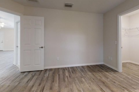 House in Ocala, Florida 3 bedrooms, 115.48 sq.m. № 2222243 - photo 11