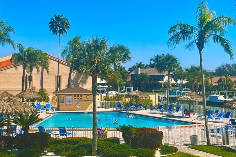 Condo in Saint Petersburg, Florida, 1 bedroom  № 1666876 - photo 26