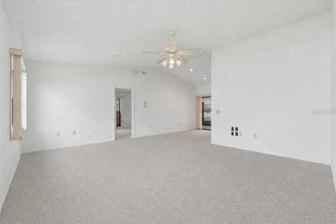 Casa en venta en Lakeland, Florida, 2 dormitorios, 111.11 m2 № 2287277 - foto 6