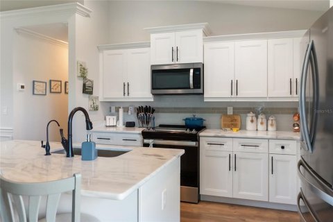 House in North Port, Florida 3 bedrooms, 143.63 sq.m. № 2156220 - photo 16