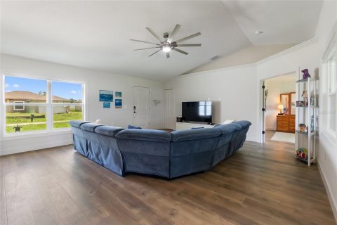 House in North Port, Florida 3 bedrooms, 143.63 sq.m. № 2156220 - photo 11