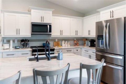 House in North Port, Florida 3 bedrooms, 143.63 sq.m. № 2156220 - photo 15