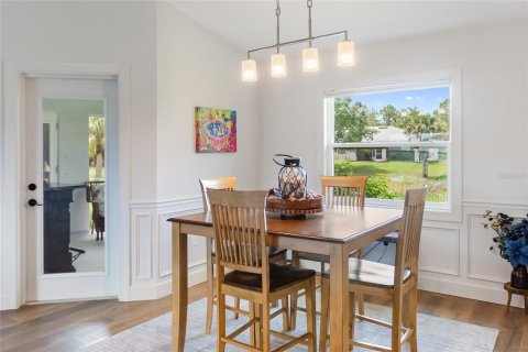 House in North Port, Florida 3 bedrooms, 143.63 sq.m. № 2156220 - photo 23
