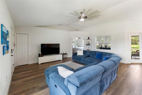 House in North Port, Florida 3 bedrooms, 143.63 sq.m. № 2156220 - photo 12