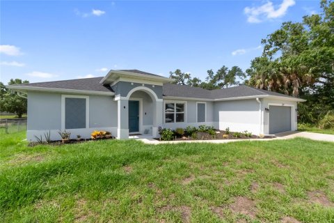 House in North Port, Florida 3 bedrooms, 143.63 sq.m. № 2156220 - photo 6