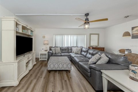 Condominio en venta en Venice, Florida, 2 dormitorios, 75.62 m2 № 1658917 - foto 19