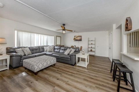 Condominio en venta en Venice, Florida, 2 dormitorios, 75.62 m2 № 1658917 - foto 9