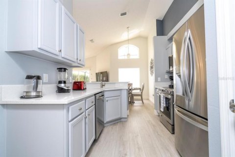 House in Kissimmee, Florida 4 bedrooms, 143.26 sq.m. № 2097881 - photo 5