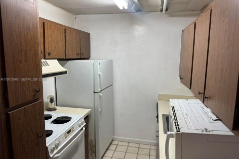 Condominio en venta en Miami, Florida, 1 dormitorio, 65.87 m2 № 2033166 - foto 7